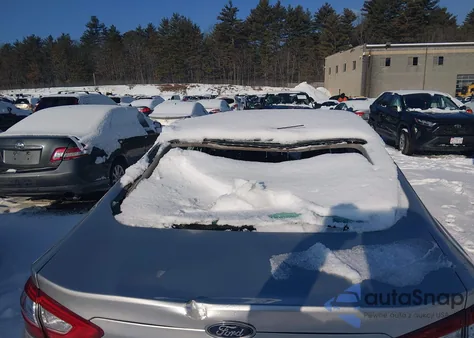 2014 Ford Fusion Energi Se Luxury z USA, uszkodzony, nr VIN 3FA6P0PU3ER238078